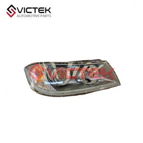 Front Head Lamp, Right B4121200